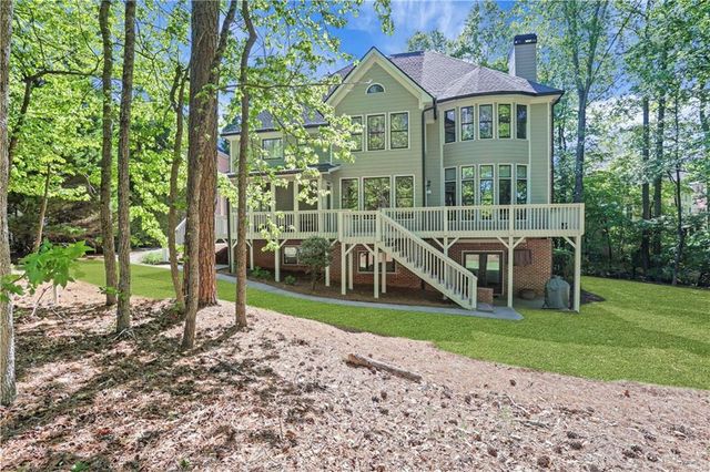 1005 Autumn Close, Milton, GA 30004
