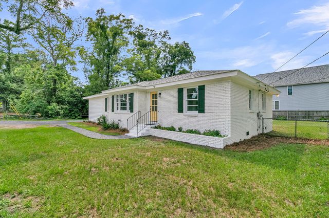 1602 Rifle Range Road, Mount Pleasant, SC 29464