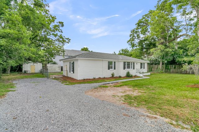 1602 Rifle Range Road, Mount Pleasant, SC 29464