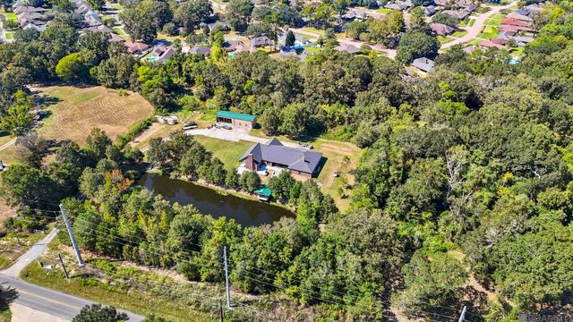12611 Old Hammond Hwy, Baton Rouge, LA 70816