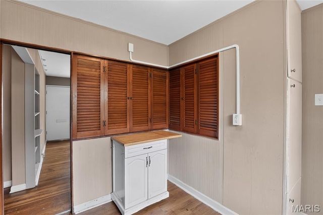 9811 Portage Drive, St Louis, MO 63136