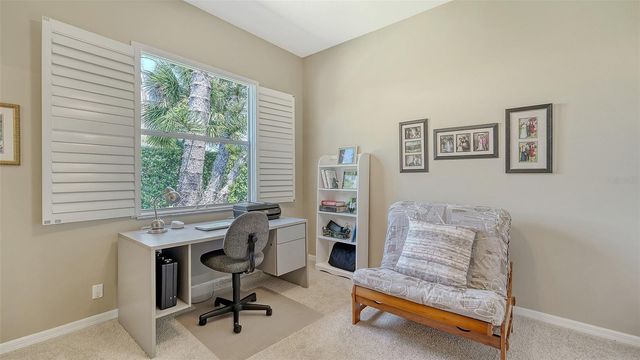 5270 FAR OAK CIRCLE, Sarasota, FL 34238