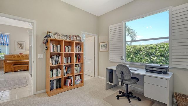 5270 FAR OAK CIRCLE, Sarasota, FL 34238