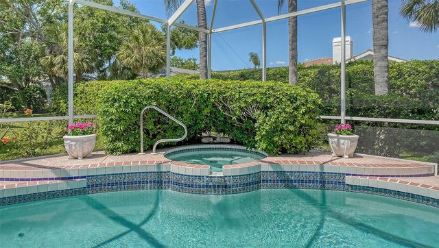 5270 FAR OAK CIRCLE, Sarasota, FL 34238