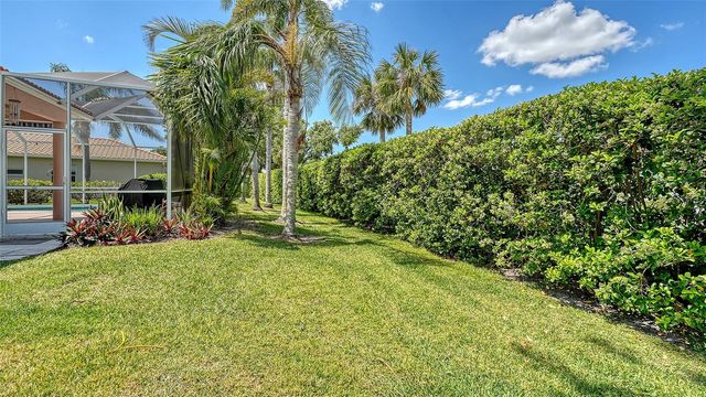 5270 FAR OAK CIRCLE, Sarasota, FL 34238