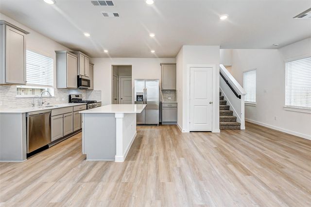 17127 Walden Lake Lane, Hockley, TX 77447