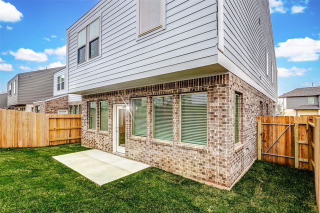 17127 Walden Lake Lane, Hockley, TX 77447