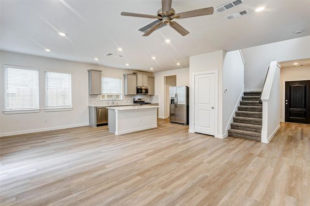 17127 Walden Lake Lane, Hockley, TX 77447