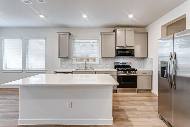 17127 Walden Lake Lane, Hockley, TX 77447