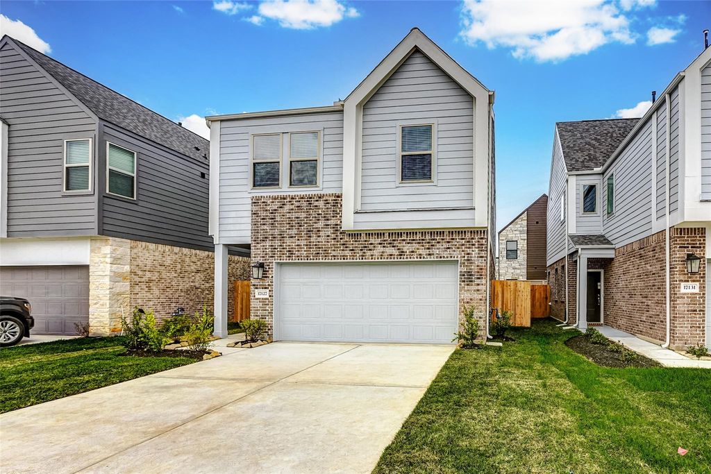 17127 Walden Lake Lane, Hockley, TX 77447