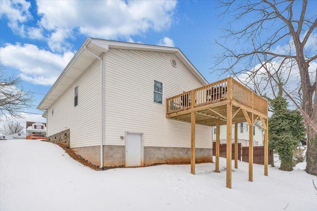 4711 Surrey AVE, Roanoke, VA 24017