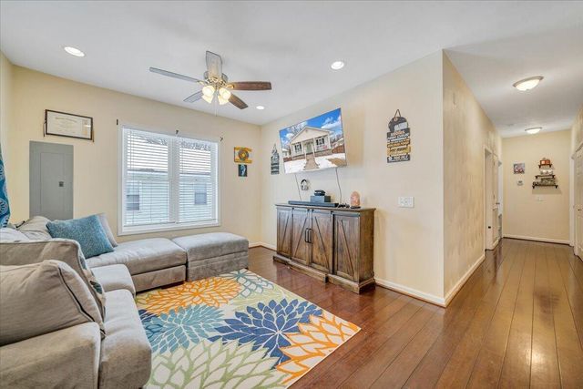 4711 Surrey AVE, Roanoke, VA 24017