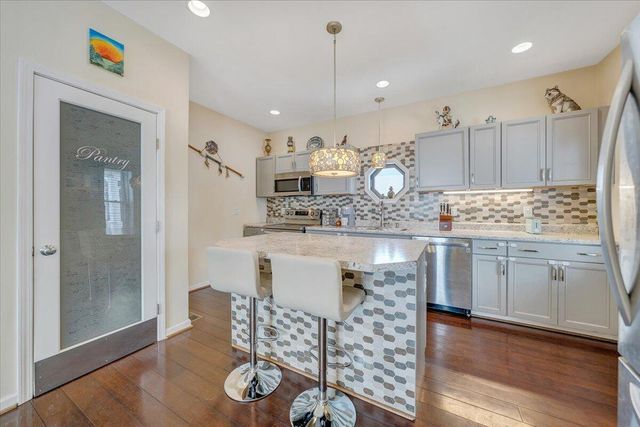 4711 Surrey AVE, Roanoke, VA 24017