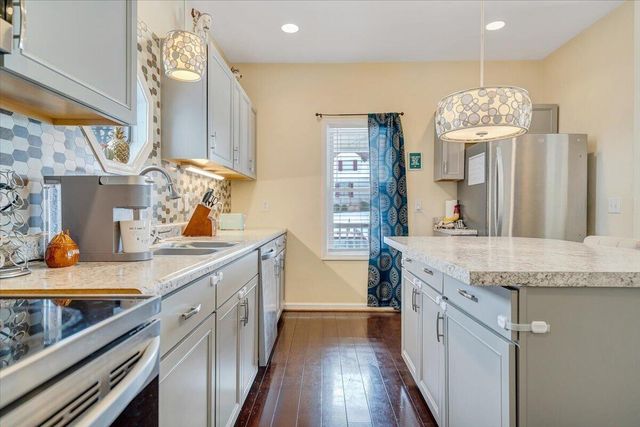 4711 Surrey AVE, Roanoke, VA 24017