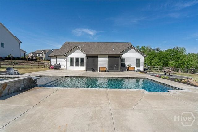 1607 Muscadine Drive, Hoschton, GA 30548