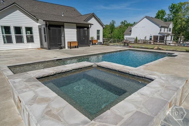 1607 Muscadine Drive, Hoschton, GA 30548