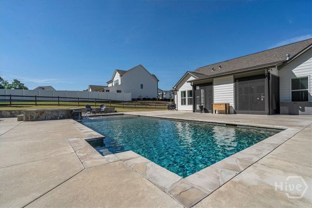 1607 Muscadine Drive, Hoschton, GA 30548