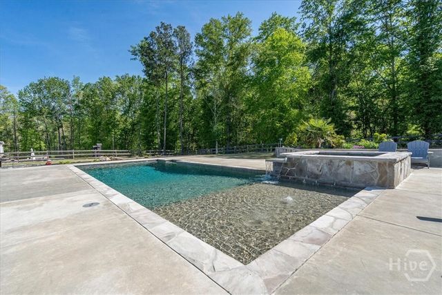 1607 Muscadine Drive, Hoschton, GA 30548