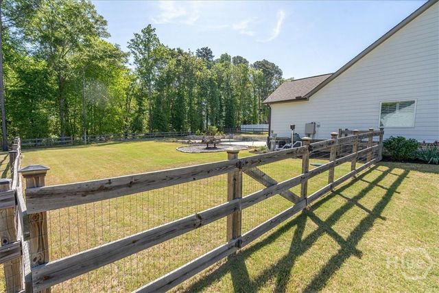 1607 Muscadine Drive, Hoschton, GA 30548