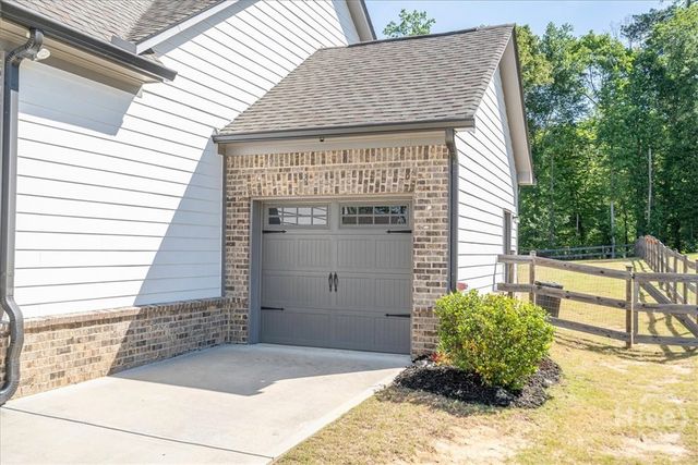 1607 Muscadine Drive, Hoschton, GA 30548
