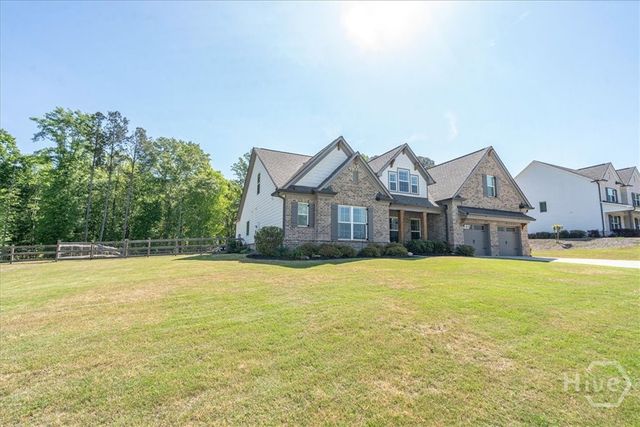 1607 Muscadine Drive, Hoschton, GA 30548