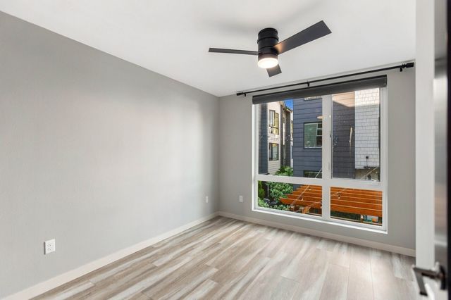 304 N 107th Street, Seattle, WA 98133