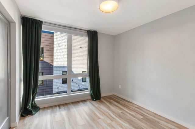 304 N 107th Street, Seattle, WA 98133