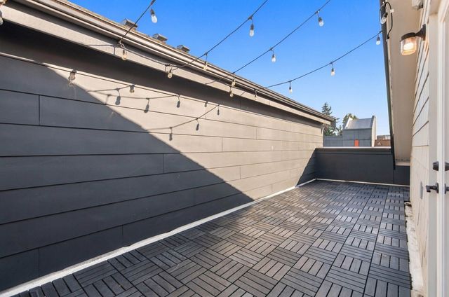 304 N 107th Street, Seattle, WA 98133