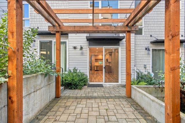304 N 107th Street, Seattle, WA 98133