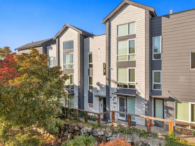 304 N 107th Street, Seattle, WA 98133
