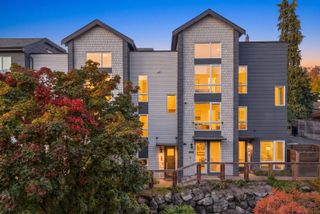304 N 107th Street, Seattle, WA 98133