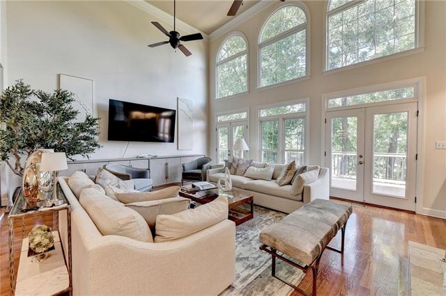 1090 Matheson Way, Johns Creek, GA 30022