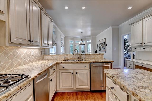 1090 Matheson Way, Johns Creek, GA 30022