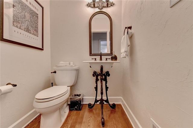1090 Matheson Way, Johns Creek, GA 30022