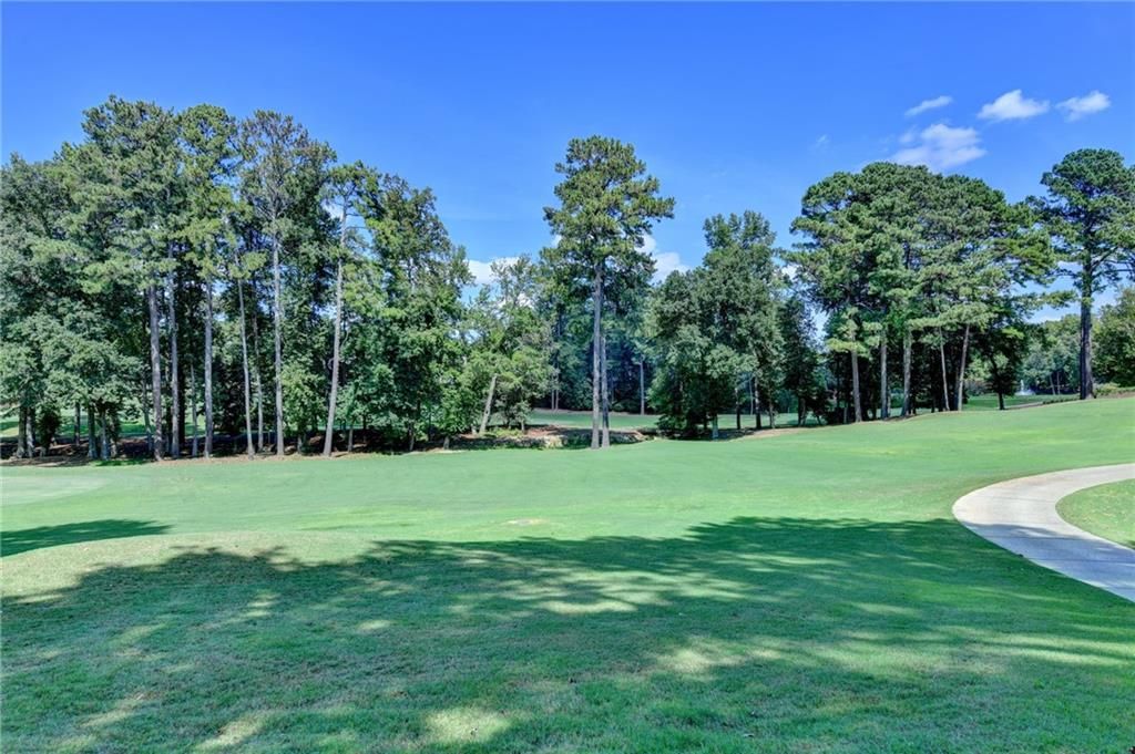 Image 110 of property listing at 1090 Matheson Way, Johns Creek, GA 30022
