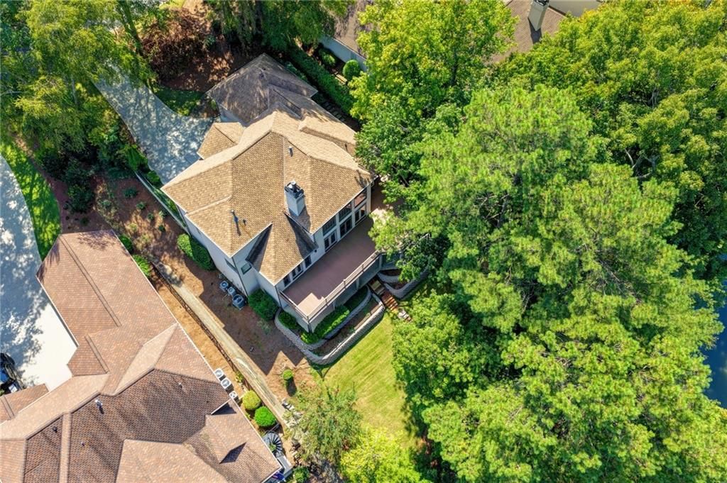 Image 12 of property listing at 1090 Matheson Way, Johns Creek, GA 30022