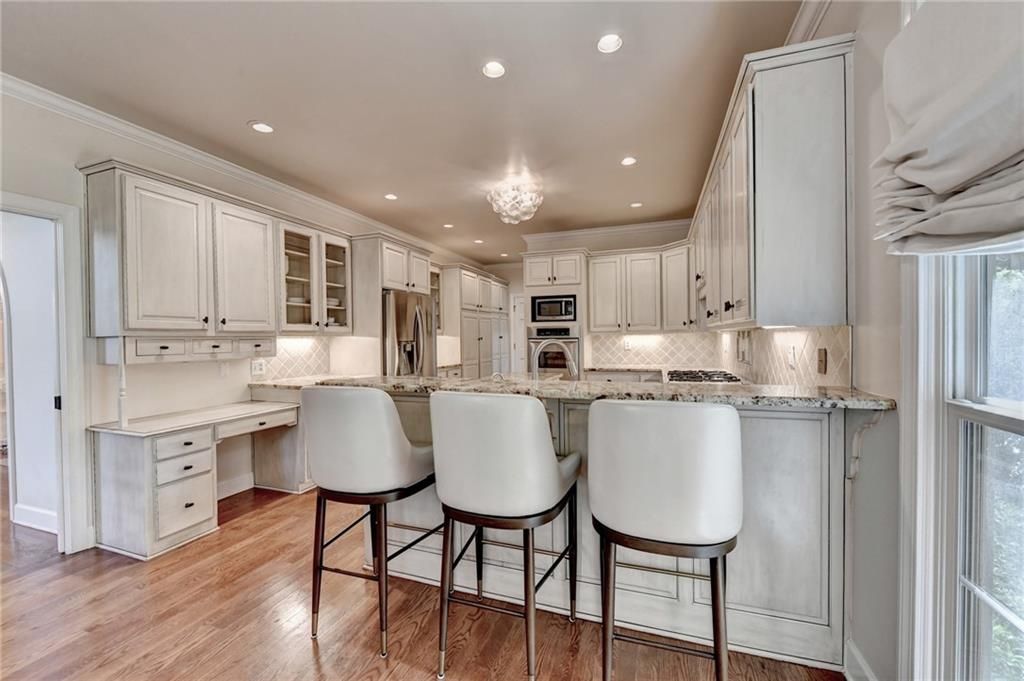 Image 37 of property listing at 1090 Matheson Way, Johns Creek, GA 30022