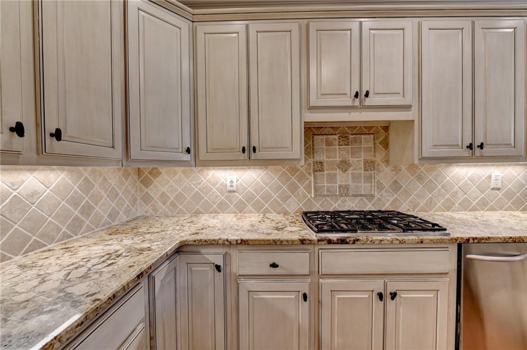 Image 43 of property listing at 1090 Matheson Way, Johns Creek, GA 30022