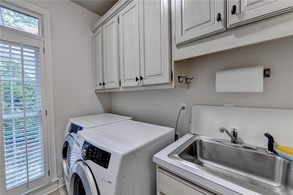 Image 46 of property listing at 1090 Matheson Way, Johns Creek, GA 30022