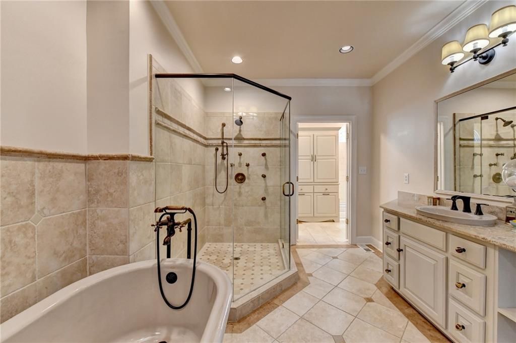 Image 56 of property listing at 1090 Matheson Way, Johns Creek, GA 30022