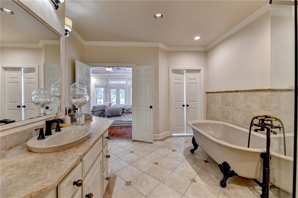 Image 59 of property listing at 1090 Matheson Way, Johns Creek, GA 30022