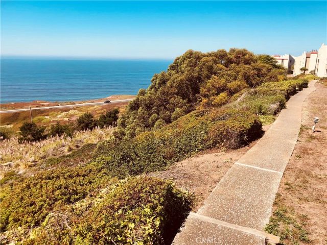 5015 Palmetto Avenue 1, Pacifica, CA 94044