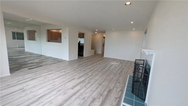 5015 Palmetto Avenue 1, Pacifica, CA 94044