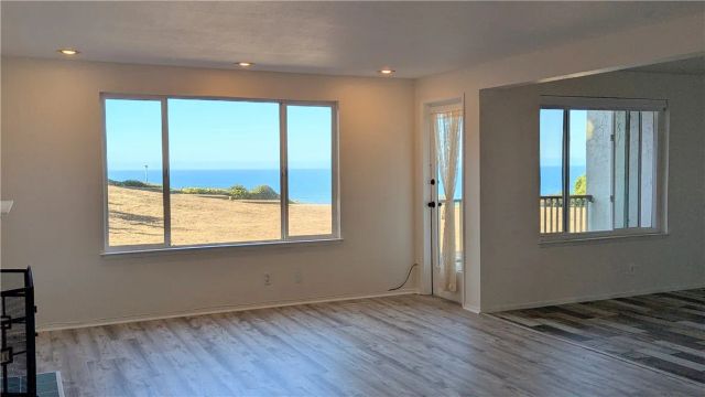 5015 Palmetto Avenue 1, Pacifica, CA 94044