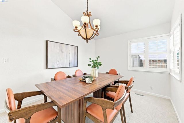 35615 Barnard Dr, Fremont, CA 94536