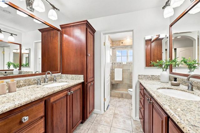 35615 Barnard Dr, Fremont, CA 94536