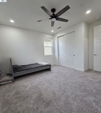 5390 Shenandoah Valley Ln, Antioch, CA 94531
