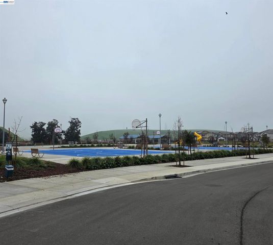 5390 Shenandoah Valley Ln, Antioch, CA 94531
