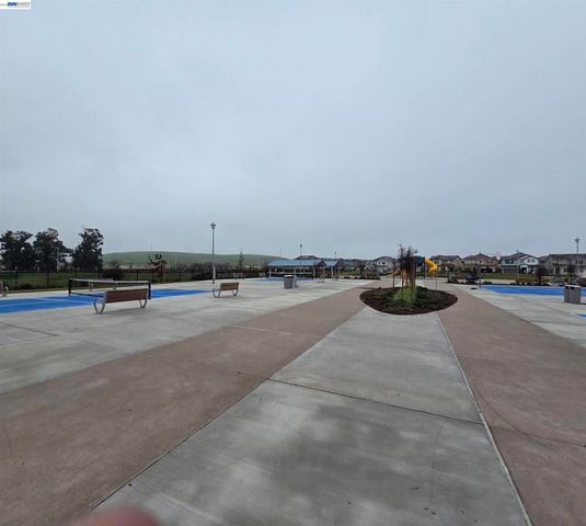 5390 Shenandoah Valley Ln, Antioch, CA 94531