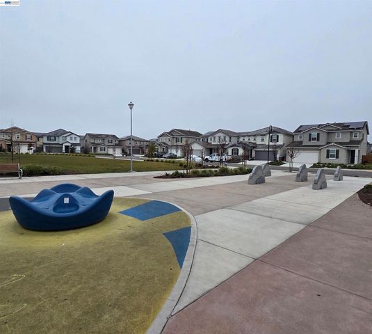5390 Shenandoah Valley Ln, Antioch, CA 94531